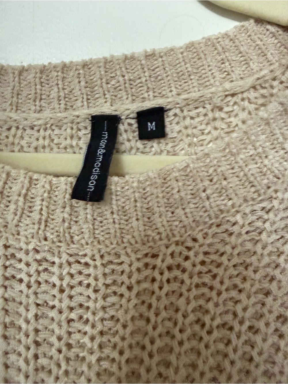 Cropped Crewneck Sweater - Cream - moon&madison - Picture 2 of 4